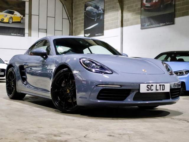 Porsche 718 Cayman